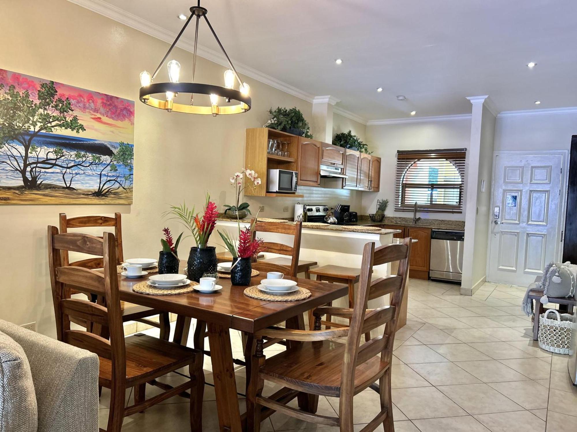 Sunrise 1- 3 Bedroom Poolside Condo تاماريندو المظهر الخارجي الصورة